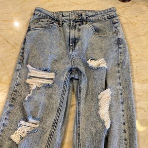 Light washed ripped mom jeans